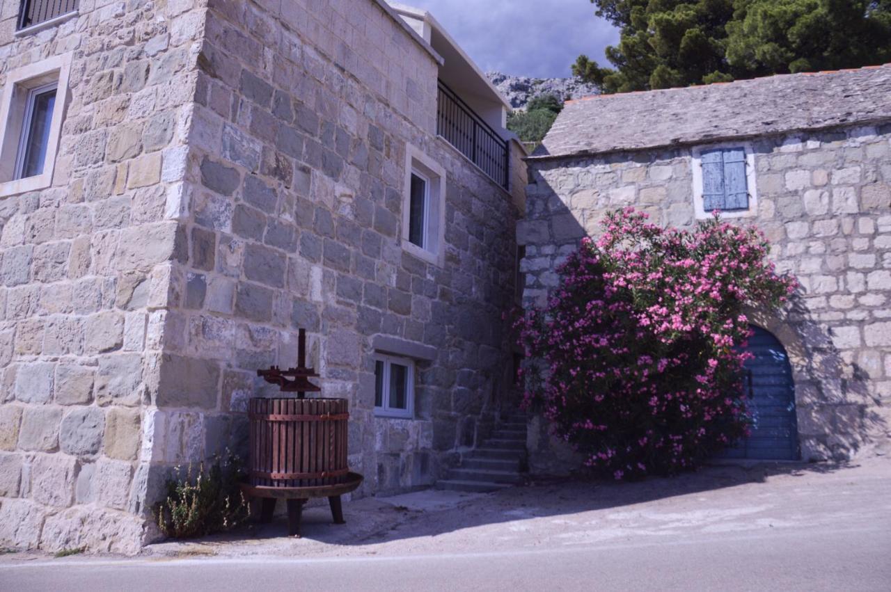 Old Stone House Klaric Apartment Брела Екстериор снимка