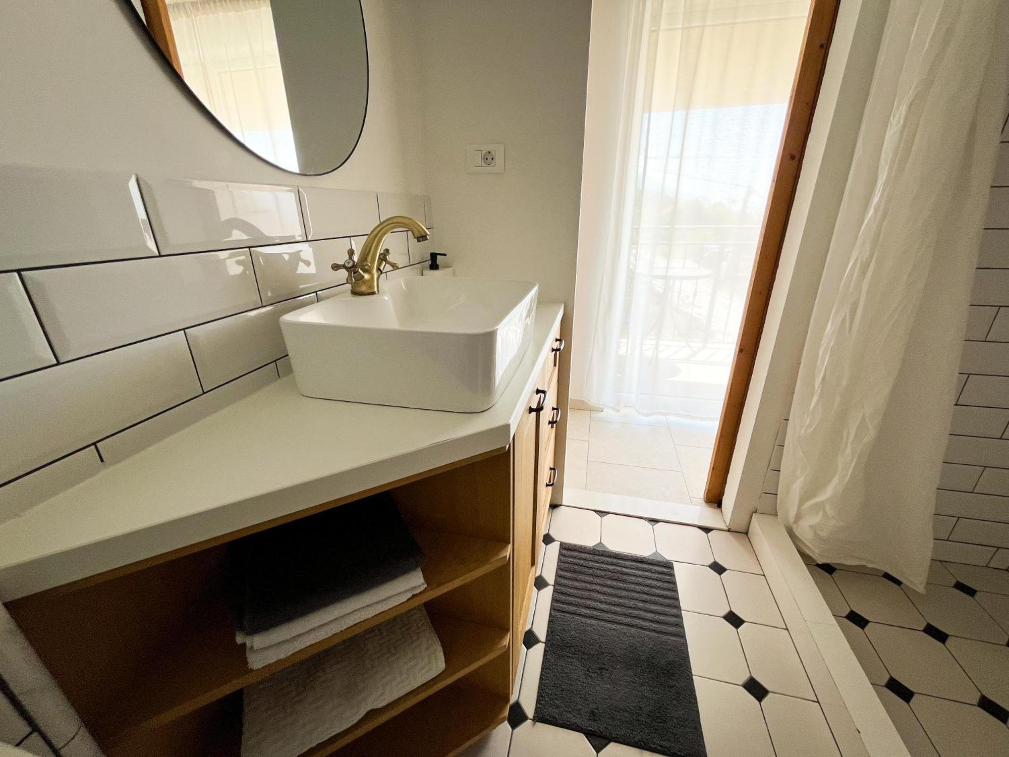 Old Stone House Klaric Apartment Брела Екстериор снимка
